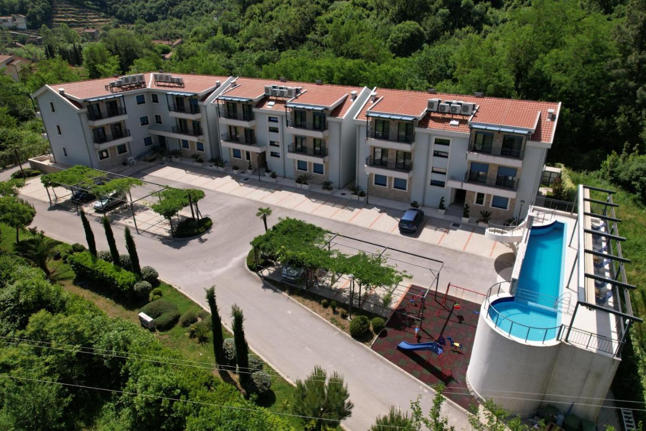 Green Bay Apartments Morinj Kotor Eksteriør billede