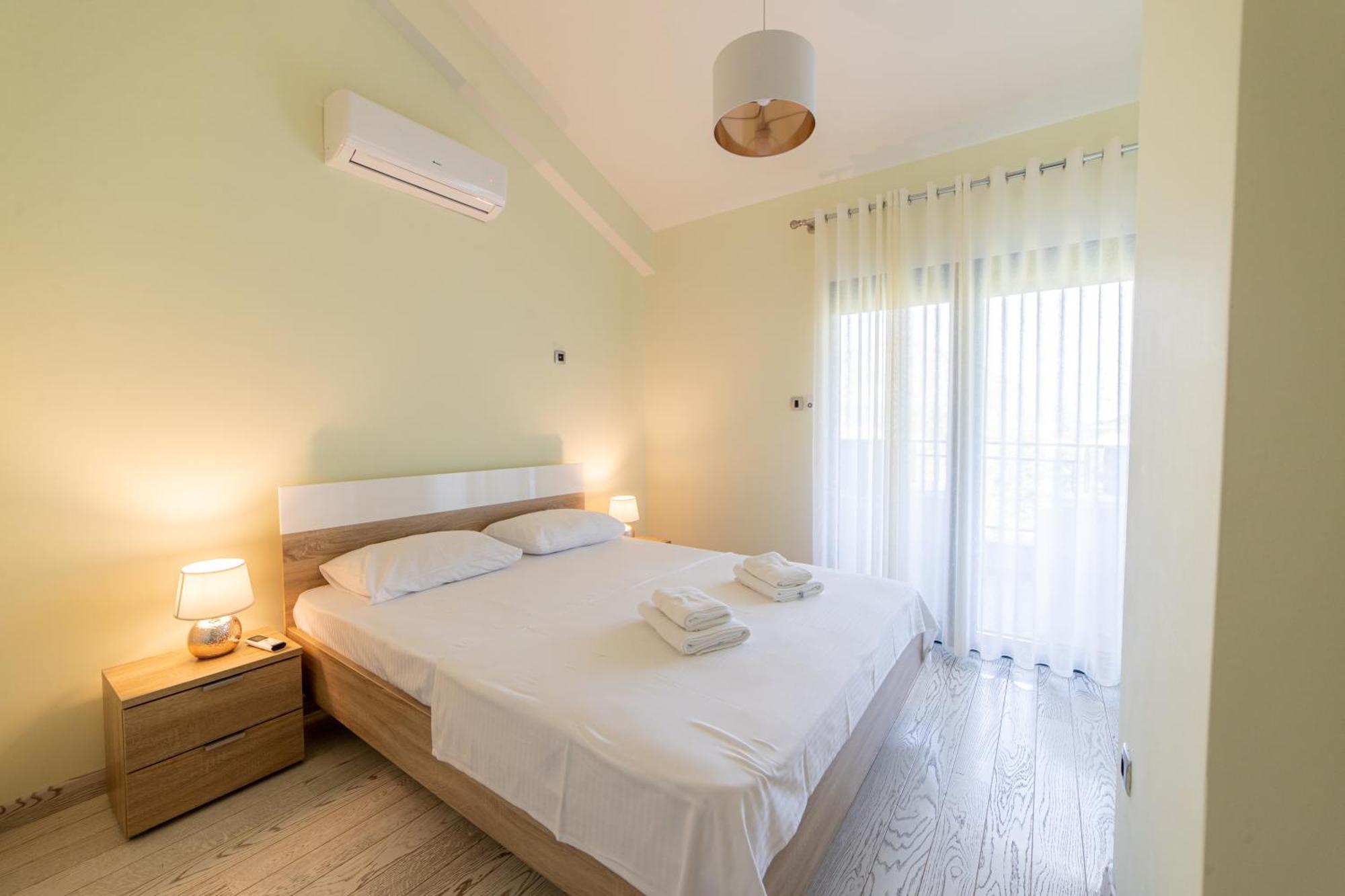 Green Bay Apartments Morinj Kotor Eksteriør billede