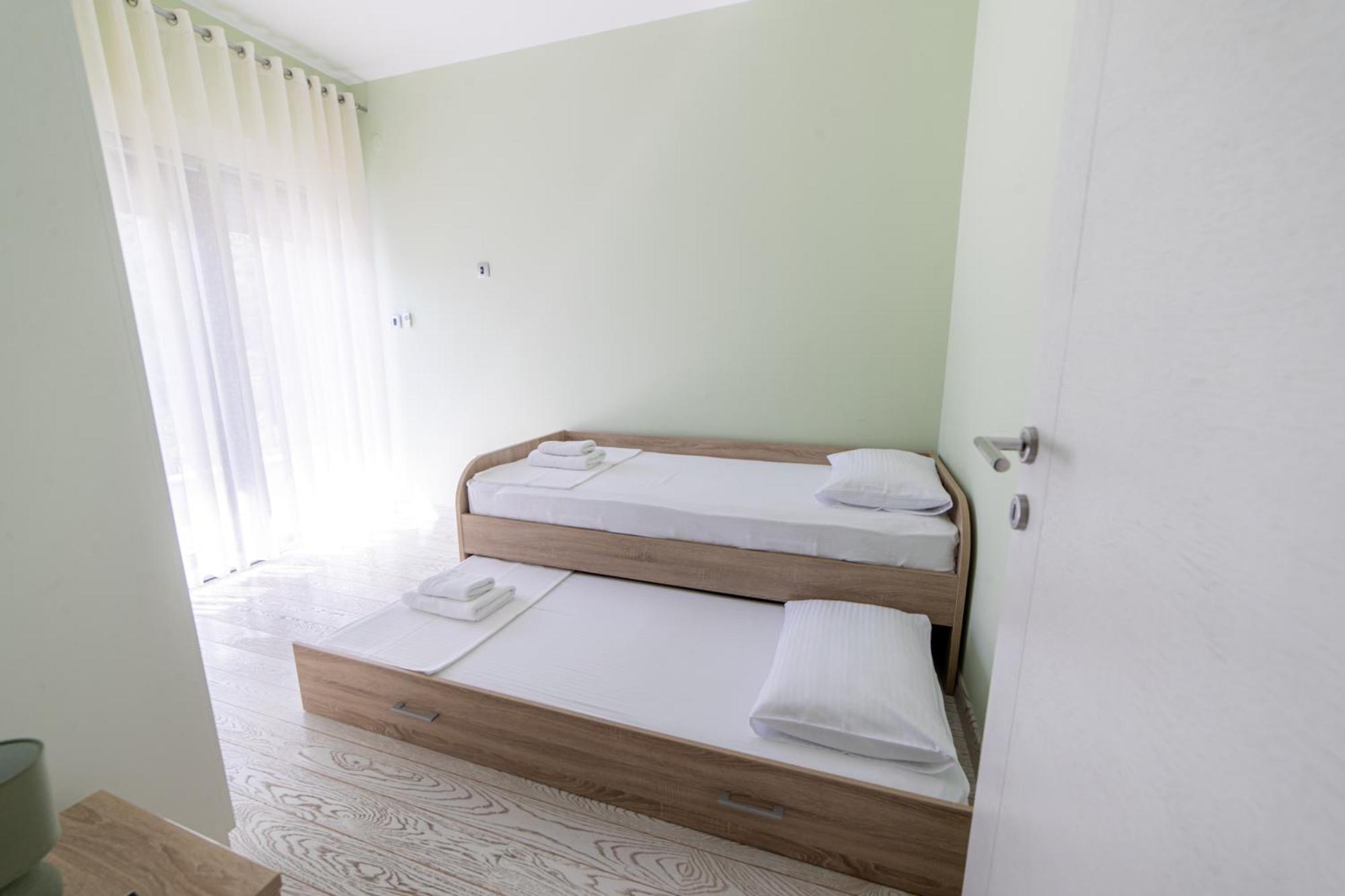 Green Bay Apartments Morinj Kotor Eksteriør billede