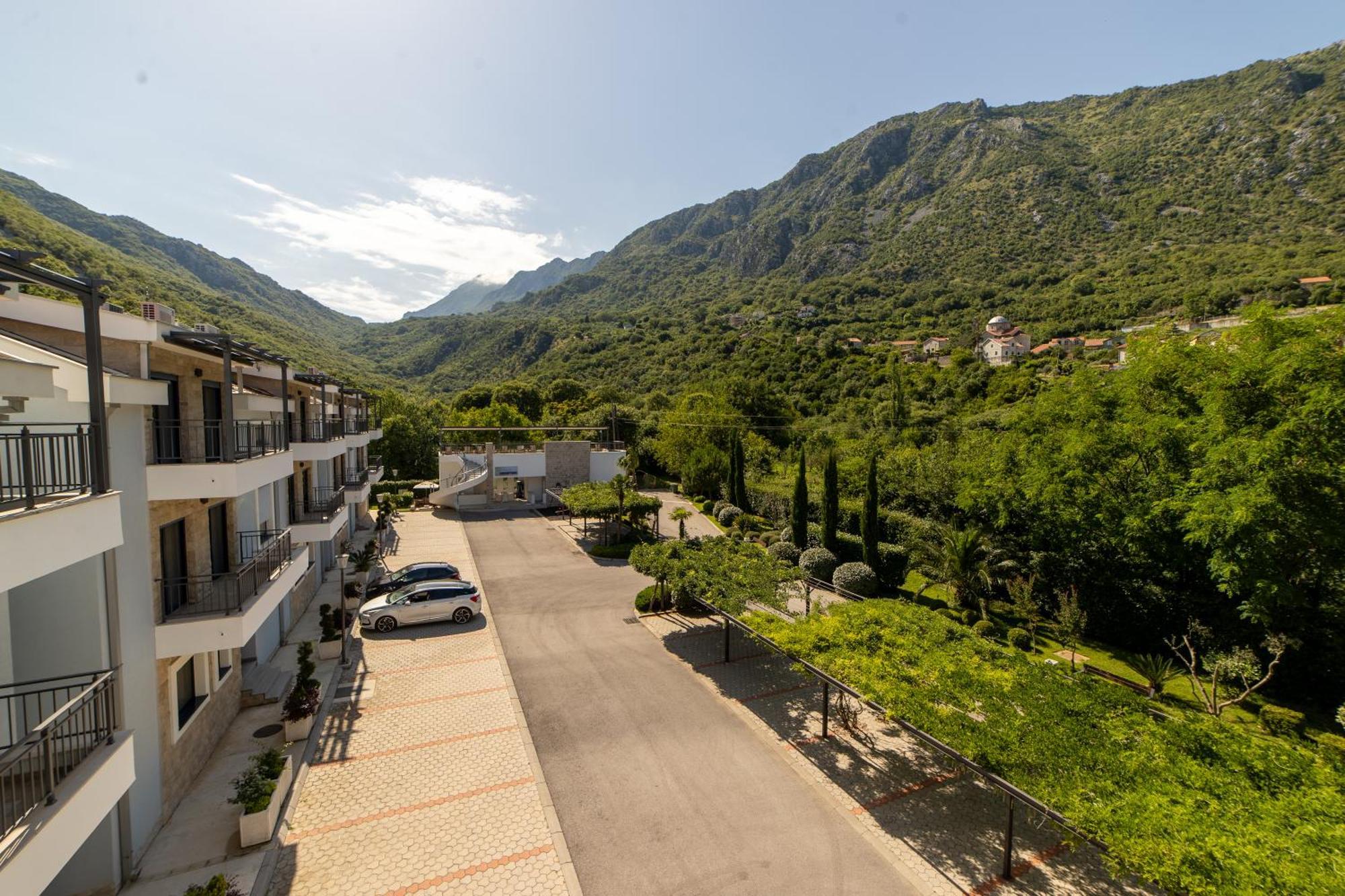 Green Bay Apartments Morinj Kotor Eksteriør billede