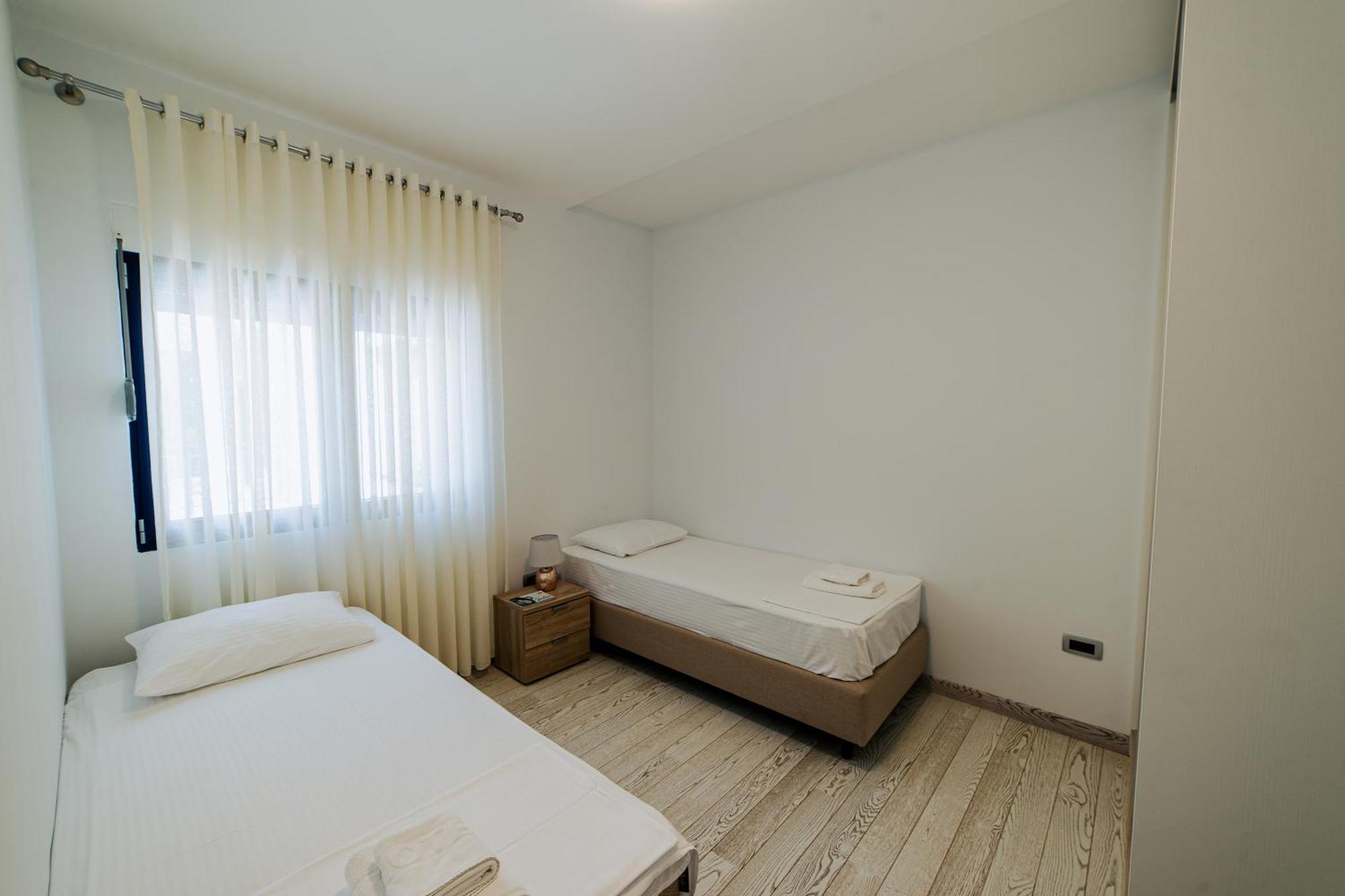 Green Bay Apartments Morinj Kotor Eksteriør billede