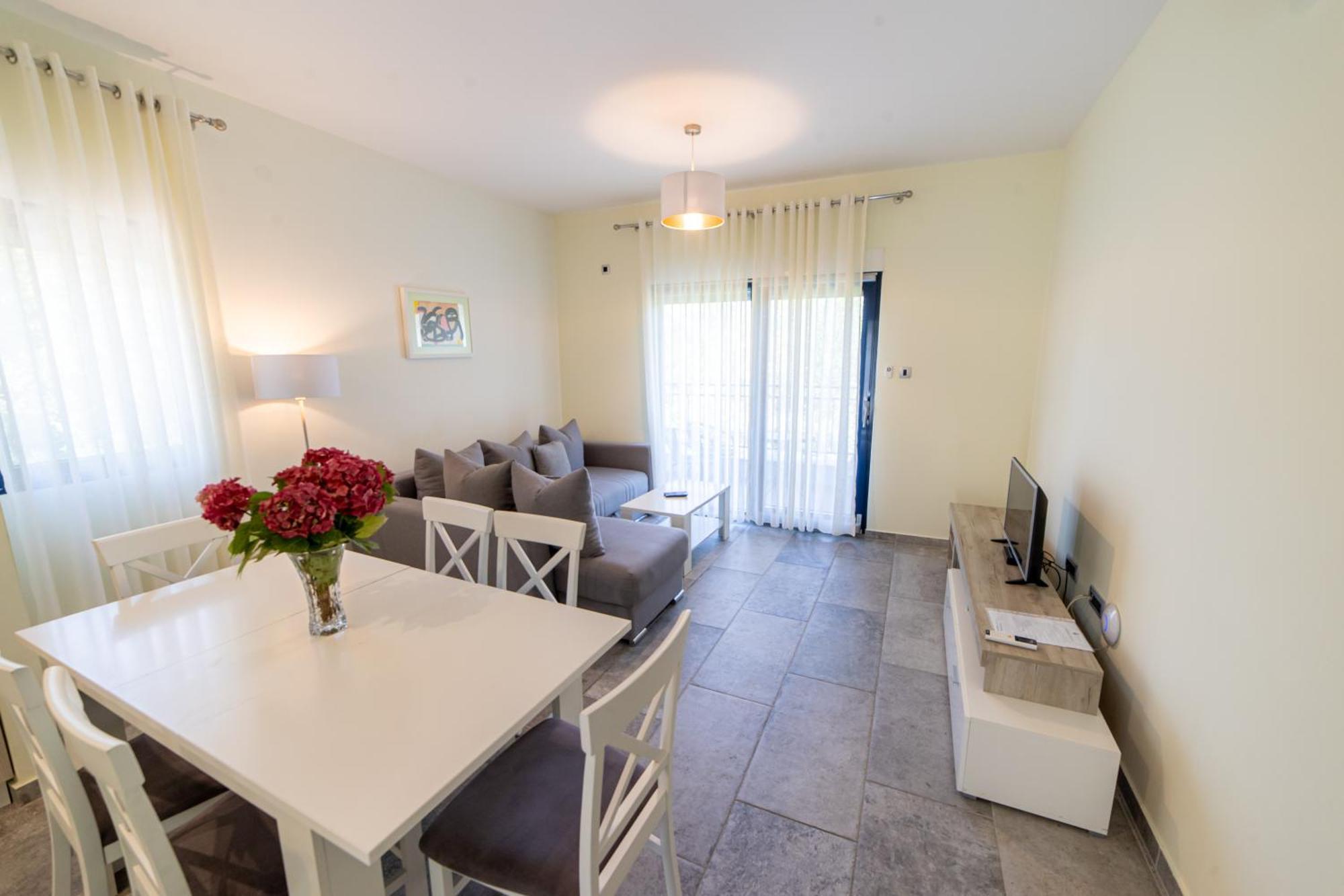 Green Bay Apartments Morinj Kotor Eksteriør billede